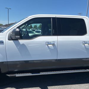 FORD F-150 XLT - 4