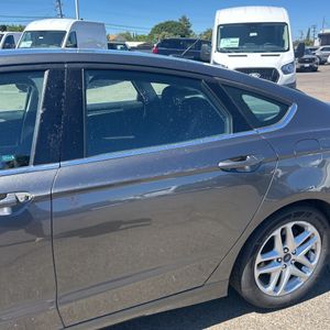 صورة مصغرة 50 لـ 2016 FORD FUSION SE