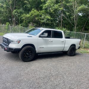2019 RAM 1500 BIG HORN photo 3