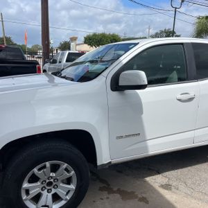 CHEVROLET COLORADO LT - 2