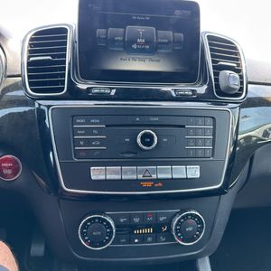 صورة مصغرة 38 لـ 2018 Mercedes-BENZ GLE