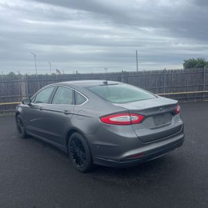 FORD FUSION SE - 5