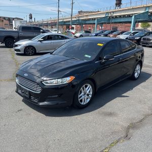 FORD FUSION SE - 1