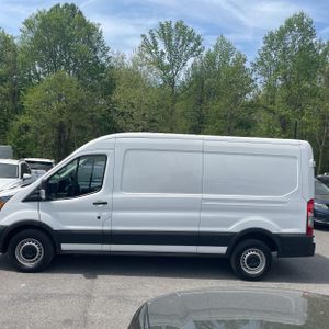 FORD TRANSIT 250 - 3