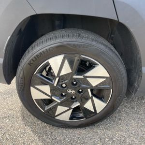 صورة 19 لـ 2024 Hyundai KONA SEL