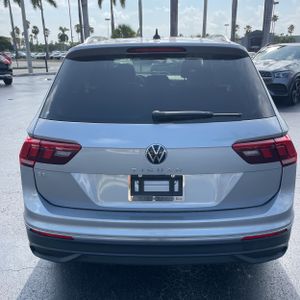 صورة 7 لـ 2024 Volkswagen TIGUAN SE
