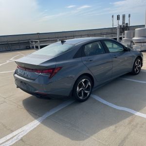 HYUNDAI ELANTRA SEL - 8