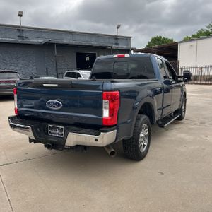 FORD F-250 SUPER DUTY LARIAT - 8