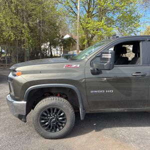 CHEVROLET SILVERADO 2500HD LT - 2