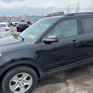 FORD EXPLORER BASE - 2