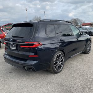 BMW X7 M60I - 8
