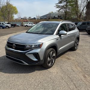 VOLKSWAGEN TAOS SE 4MOTION - 1