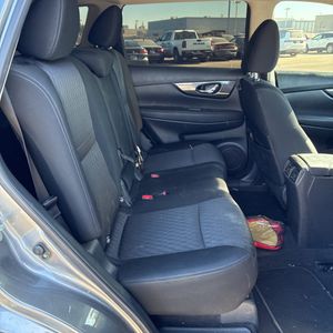 2017 Nissan ROGUE SV 缩略图 35