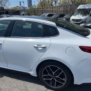KIA OPTIMA SPECIAL EDITION - 6
