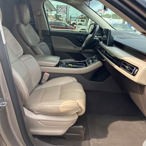 صورة 32 لـ 2020 Lincoln AVIATOR RESERVE