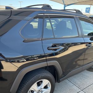 2019 Toyota RAV4 XLE 照片 9