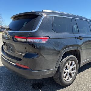 JEEP GRAND CHEROKEE L LIMITED - 9