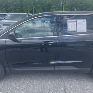 FORD EDGE SEL - 4