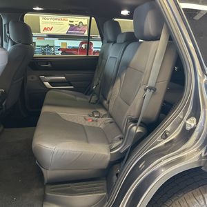 صورة مصغرة 34 لـ 2026 Toyota SEQUOIA SR5