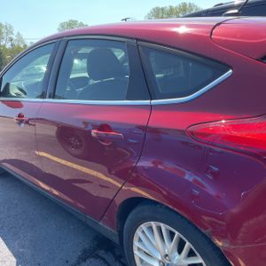 FORD FOCUS TITANIUM - 6