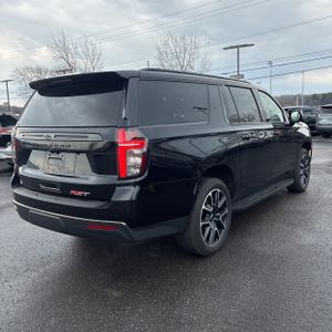 CHEVROLET SUBURBAN RST - 8