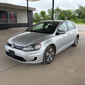 VOLKSWAGEN E-GOLF SE - 1