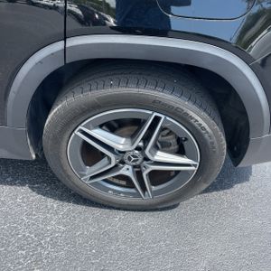 2021 Mercedes-BENZ GLB 缩略图 18