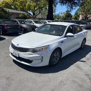 KIA OPTIMA LX TURBO - 1