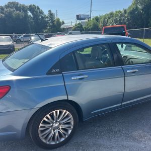 2011 Chrysler 200 LIMITED 照片 9