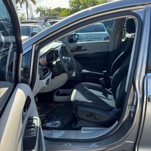 صورة مصغرة 29 لـ 2018 Chrysler PACIFICA LX