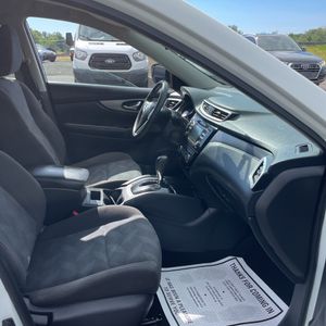 2016 Nissan ROGUE SV — миниатюра 33