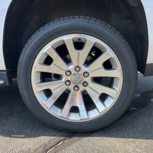 صورة 18 لـ 2019 Cadillac ESCALADE LUXURY