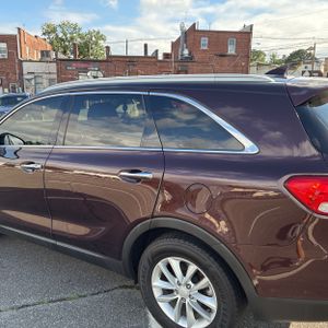 صورة 6 لـ 2016 KIA SORENTO LX