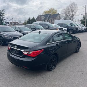 HYUNDAI SONATA GLS - 7