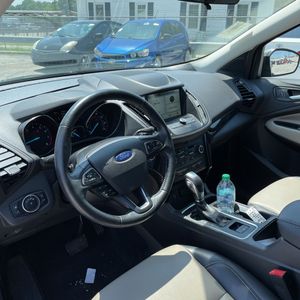 صورة مصغرة 36 لـ 2019 FORD ESCAPE SEL