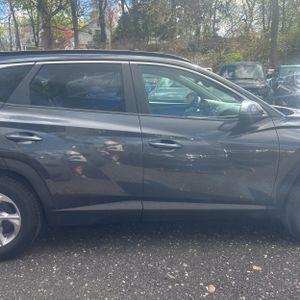 HYUNDAI TUCSON SEL - 10