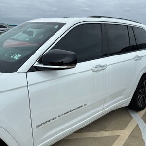 2024 JEEP GRAND CHEROKEE OVERLAND — фото 4