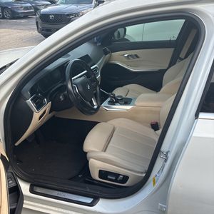 صورة 28 لـ 2021 BMW 3 SERIES 330I