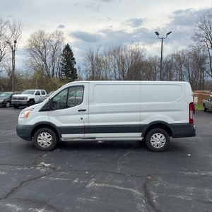 FORD TRANSIT 250 - 3