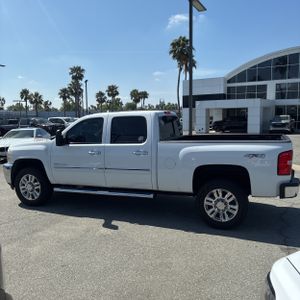 CHEVROLET SILVERADO 2500HD LT - 3