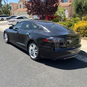 TESLA MODEL S BASE - 5