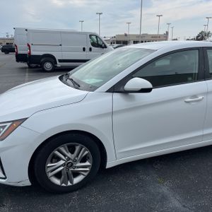 2020 Hyundai ELANTRA SEL — фото 2
