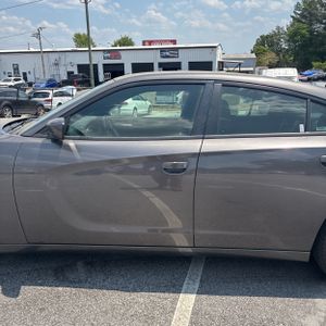 DODGE CHARGER SXT - 4