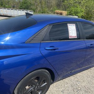 HYUNDAI ELANTRA SEL - 9