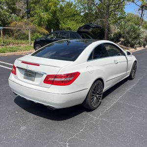 MERCEDES-BENZ E-CLASS - 8