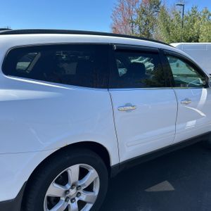 CHEVROLET TRAVERSE LT - 9
