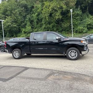 2023 Chevrolet SILVERADO 1500 LT 照片 10