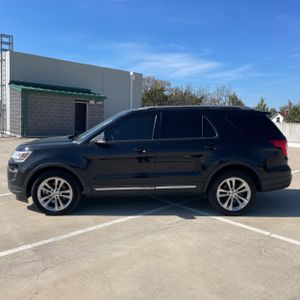 FORD EXPLORER XLT - 3