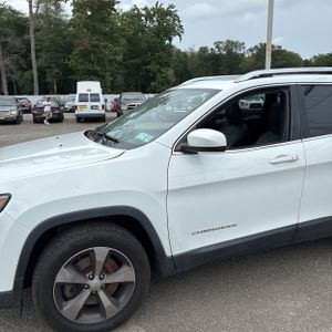 2019 JEEP CHEROKEE LIMITED — фото 2