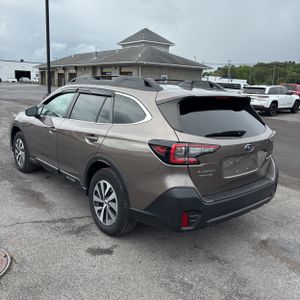 2021 Subaru OUTBACK PREMIUM — фото 5